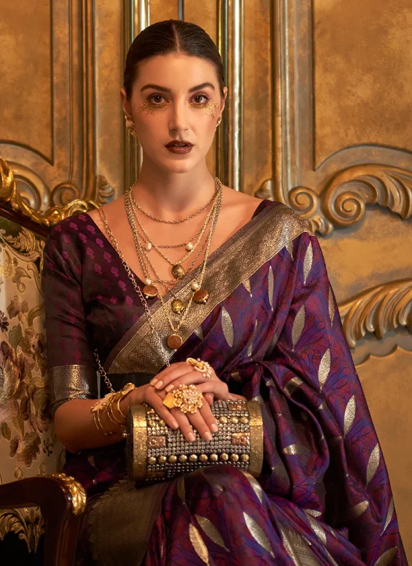 Purple Zari Handloom Weaved Traditional Silk Saree